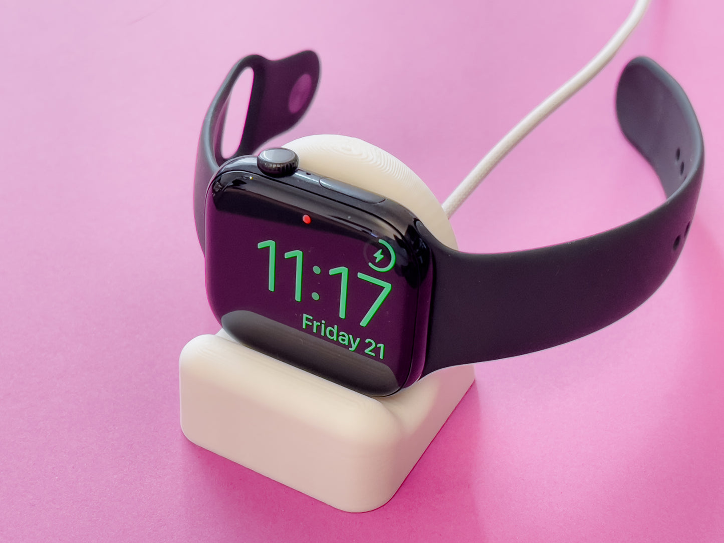 Apple Iwatch-Dockingstation zum Aufladen bei Nacht