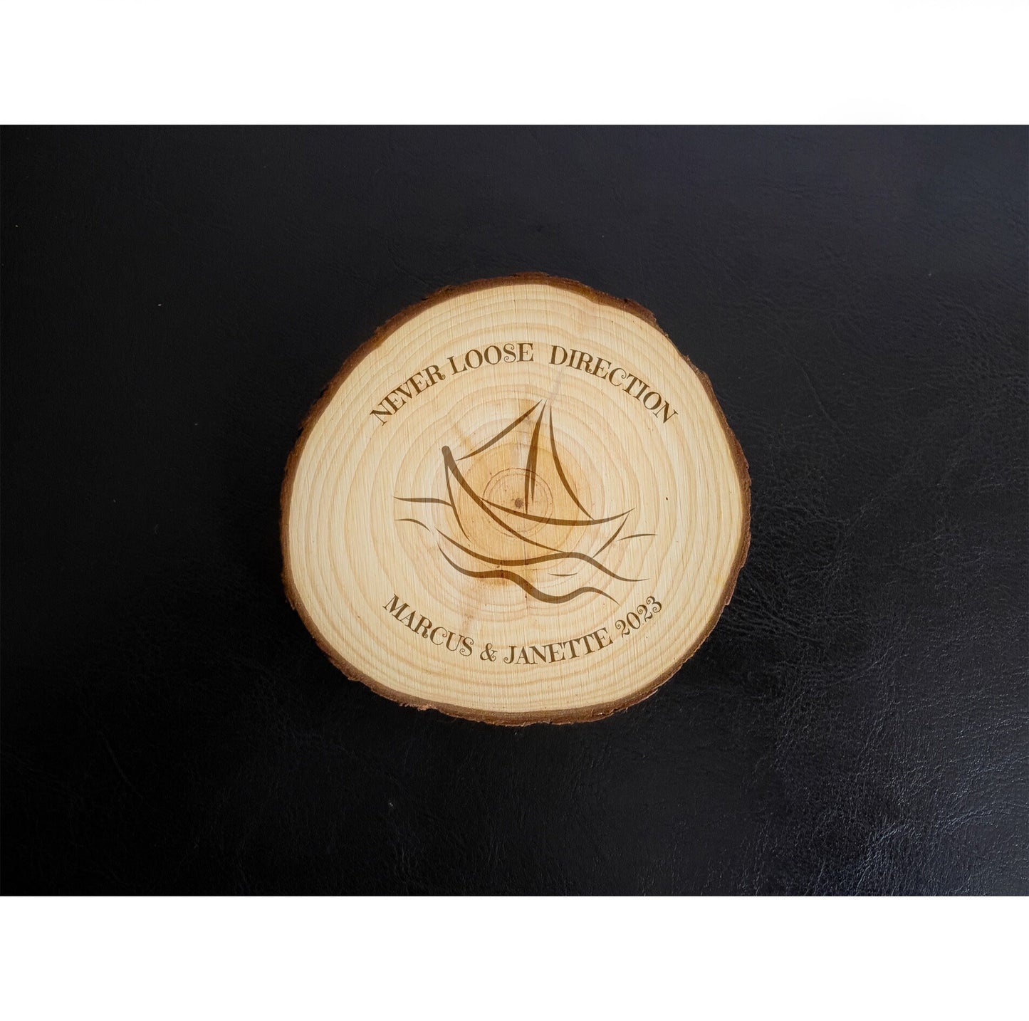 Wooden log disc with personal engraving