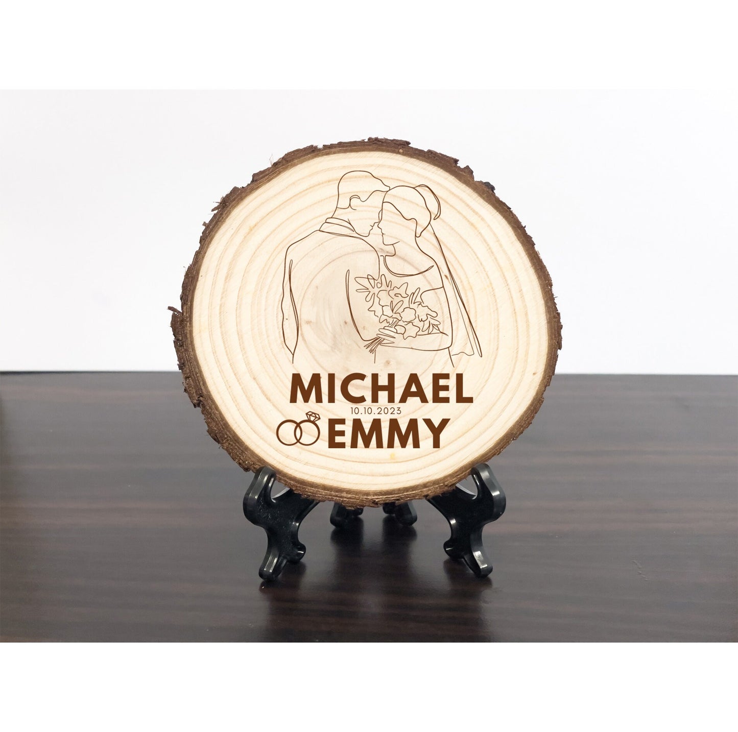 Anniversary wooden disc with personal engraving