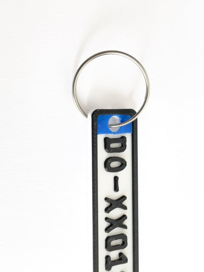 Custom car license plate keychain